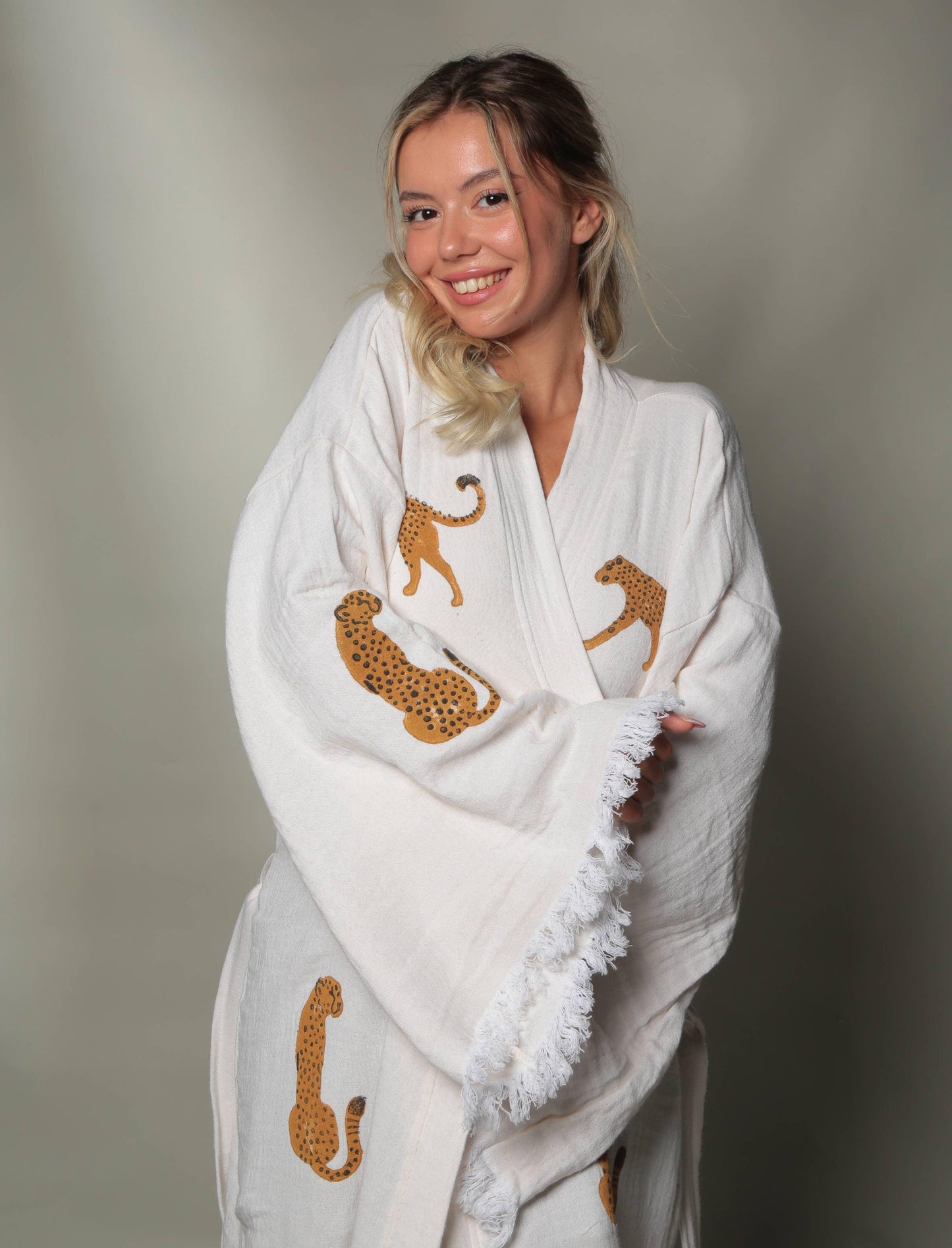 The LouLou Long Tiger Kimono - Da Bohemian Bazaar