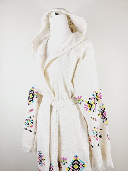 Right angle of bohemian hooded embroidered kimono white