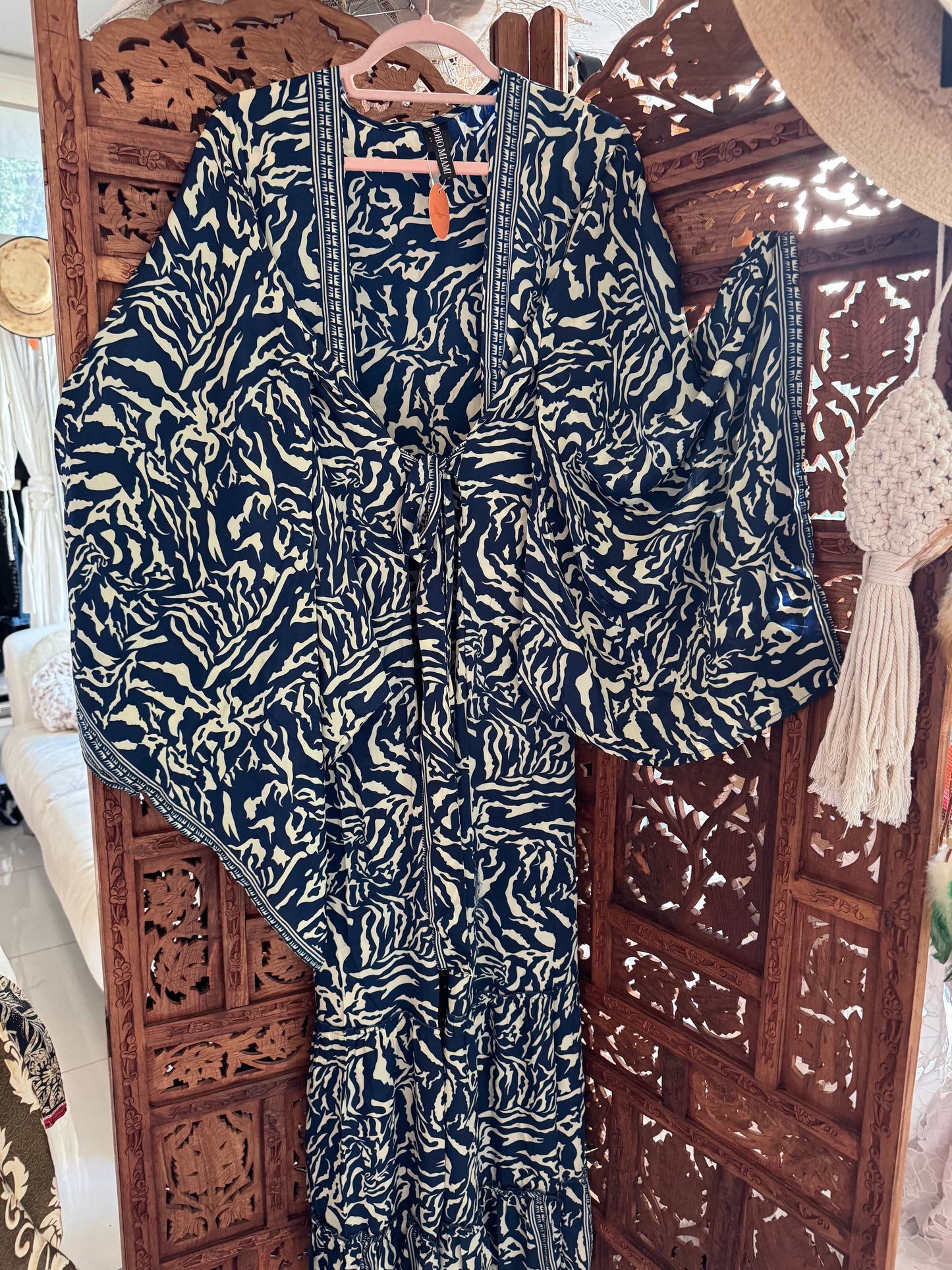 Kira Kimono