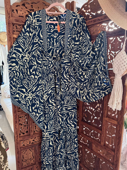 Kira Kimono